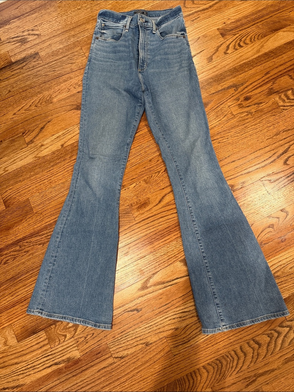 Abercrombie & Fitch High-Rise Flare Women's Jeans - Light Blue Denim